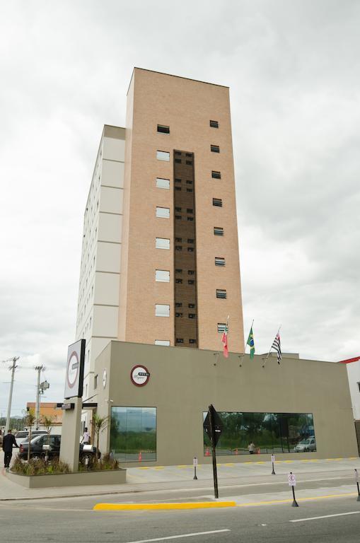 Majore Hotel Pindamonhangaba Eksteriør billede